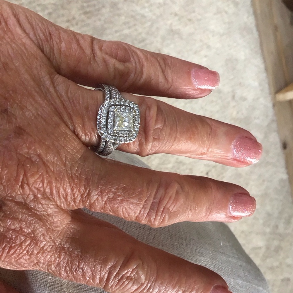 Neil Lane double halo wedding set